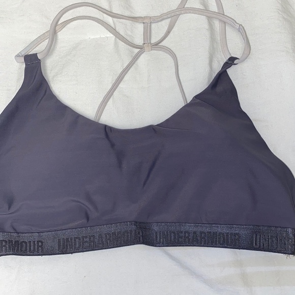 Sports bra - Picture 1 of 2